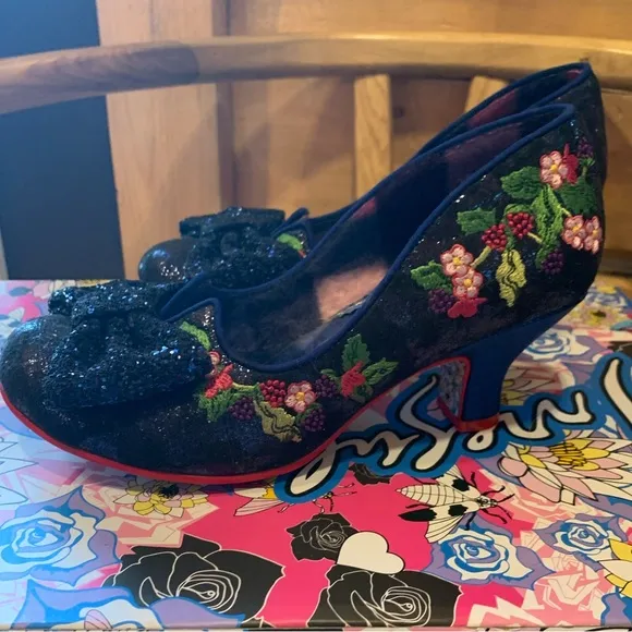 NWT IRREGULAR CHOICE RIPEN ON THE VINE HEELS SIZE 36 🌸🎀