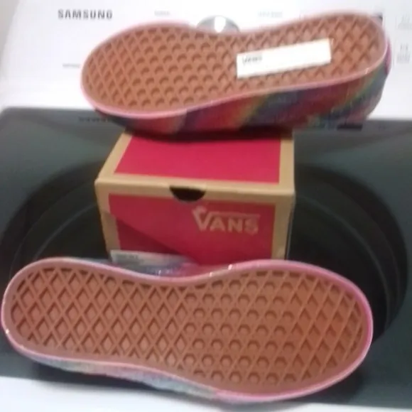 NWT NIB Vans Kids Rainbow Glitter Shoes