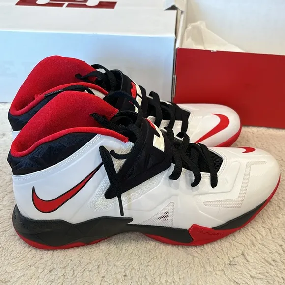NWT Nike Lebron Zoom Soldier VII 7 Red White Black