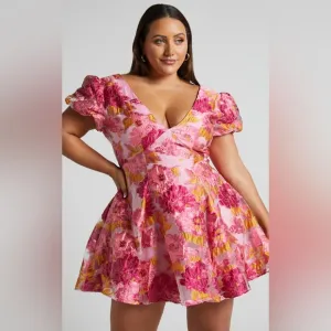 NWT Showpo Brailey Jacquard Puff Sleeve Mini Dress in Pink/Orange Size 14