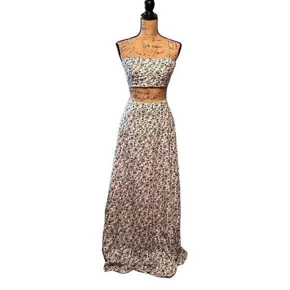 NWT Showpo Maya Linen Blend Blue Porcelain Floral Panelled Crop Top &amp; Maxi Skirt