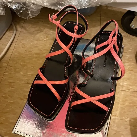 NWT Sigerson Morrison Irma leather square toe strappy kitten heel sandals heels