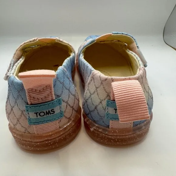 NWT Toms Toddler Girl Size 7 Blue &amp; Pink Mermaid Flats Sneakers Shoes