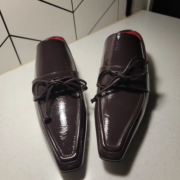 NWT Trending Burberry mules sz 36