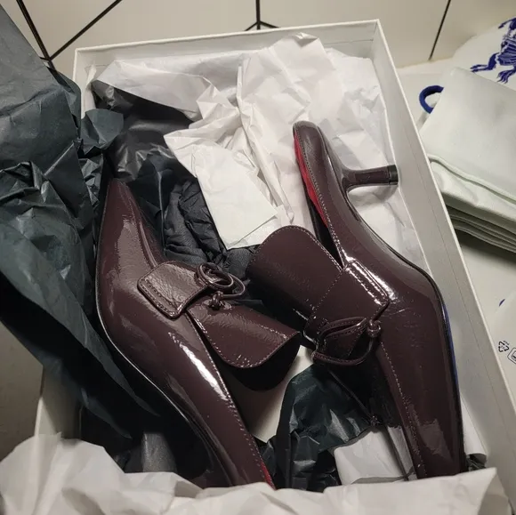 NWT Trending Burberry mules sz 36