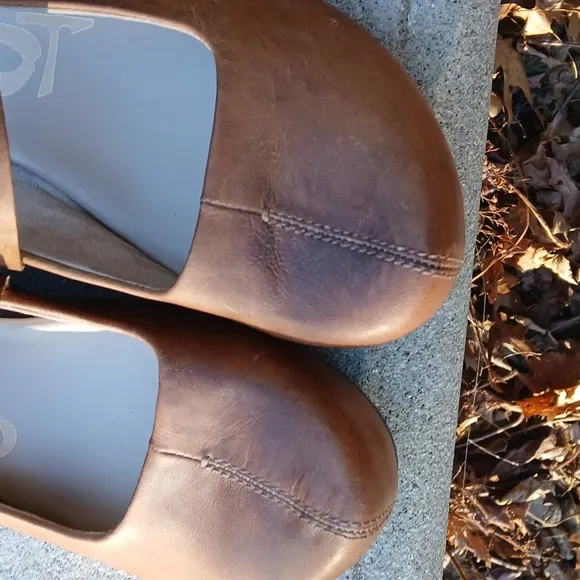 OTBT Wedge Brown Leather MARYJANE Shoes Size 9