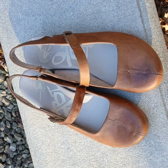 OTBT Wedge Brown Leather MARYJANE Shoes Size 9