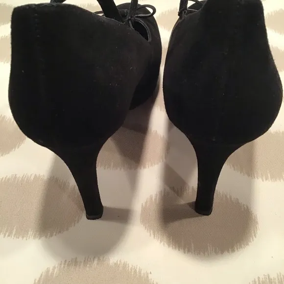 Paul Green Black Suede T-Strap Platform Pumps Sz 8