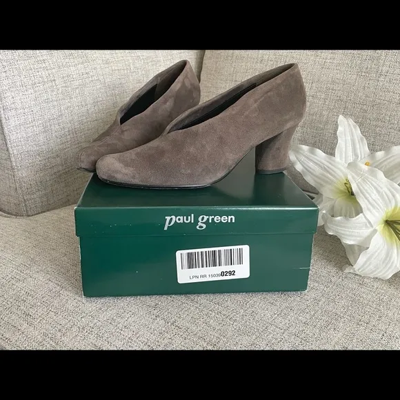 Paul Green Grey Suede Pumps, Like New, Gorgeous!