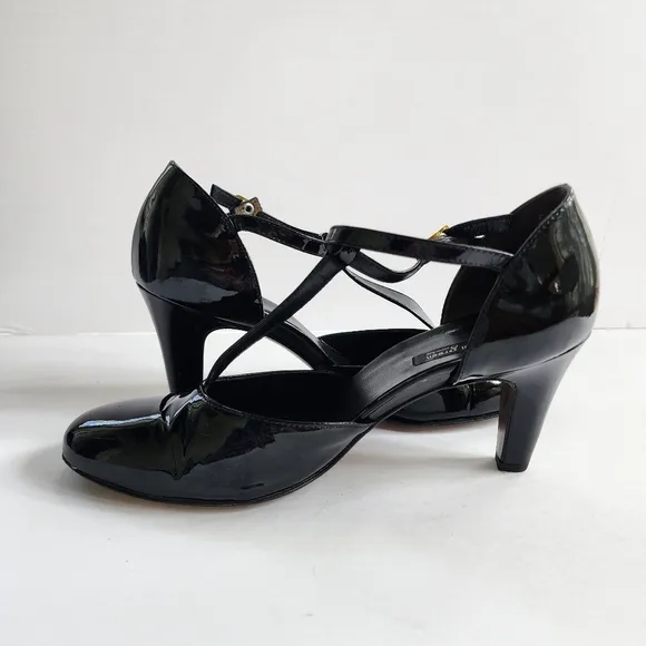 Paul Green Nia Black Patent Leather T-Strap Heels