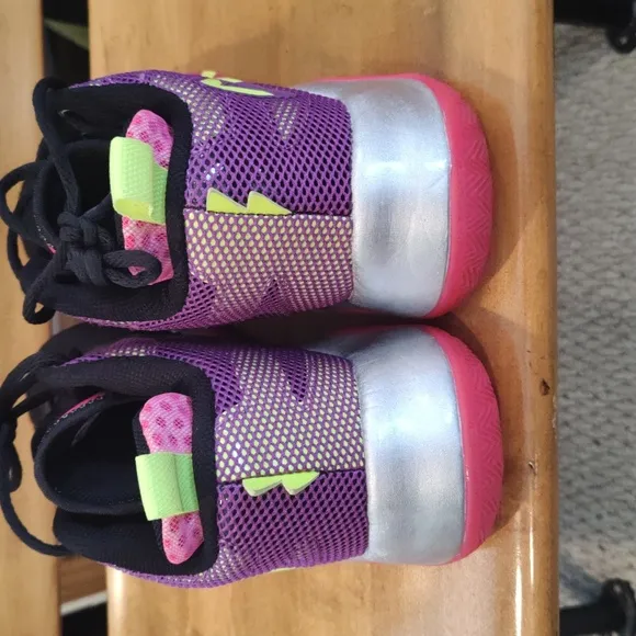 Peak Taichi lightning men's basketball shoes size13 purple yellow pink and black