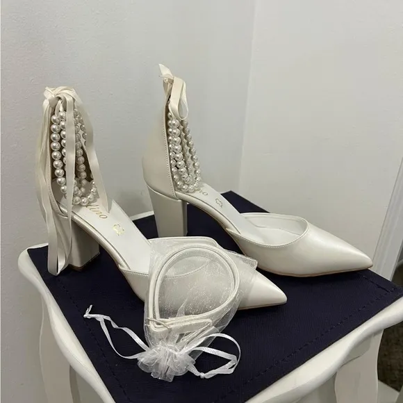 Pelino Sandals. NEW Cream Stiletto Heels with Ankle Strap