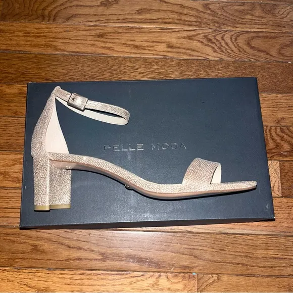 Pelle Moda Monroe Sandals Platinum Gold Glitter Women’s Size 8 Curved High Heel