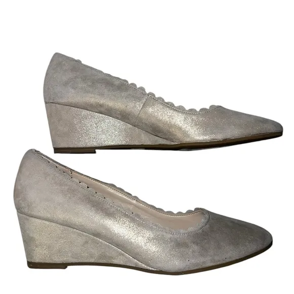 ✅PELLE MODA PELLE MODA KIZMET WEDGE PUMP sz 9.5