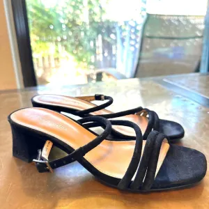 Pelle Moda Womens Slide Sandals Block Heel Strappy Casual Wedding Suede Black 7