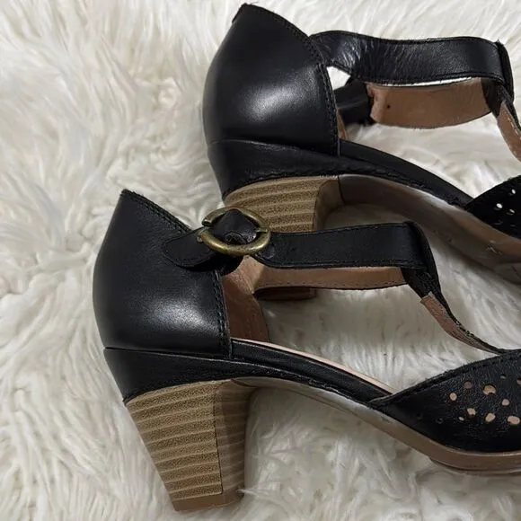 PIKOLINOS Leather Elegant Black T-Strap Women's Shoes Size 42
