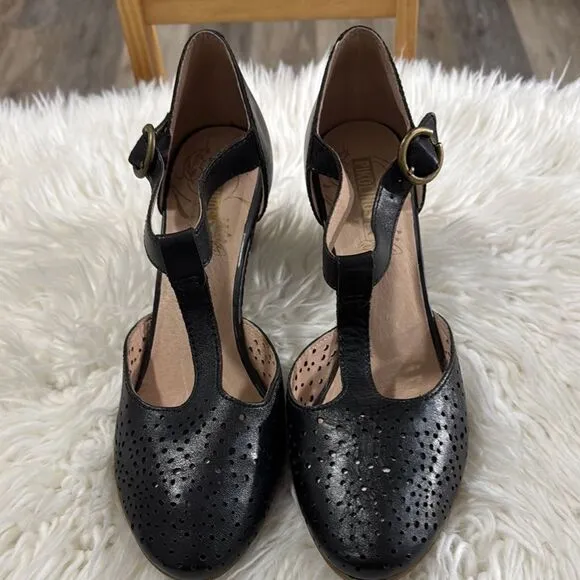 PIKOLINOS Leather Elegant Black T-Strap Women's Shoes Size 42