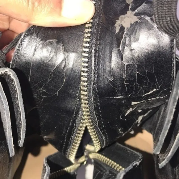Pour La Victoire Kesha Bootie