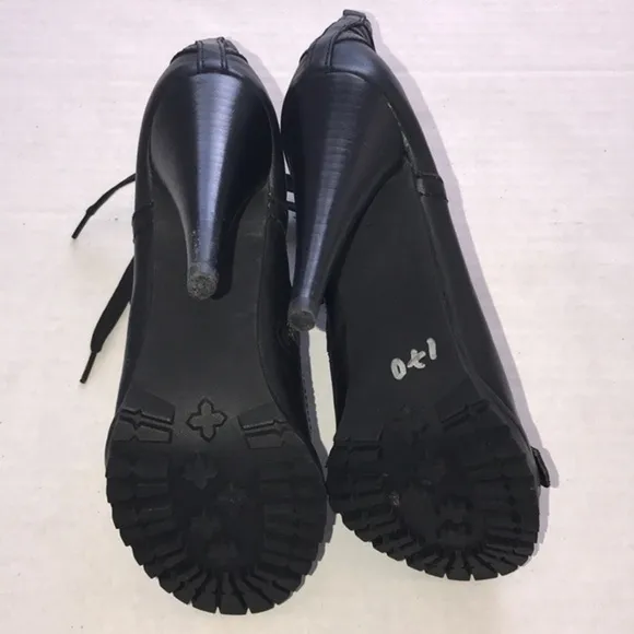 Pour La Victoire Kesha Bootie