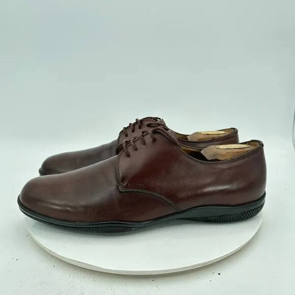 Prada Men Size 9.5 4E Brown Leather Plain Toe Lace Up Derby Dress Shoes