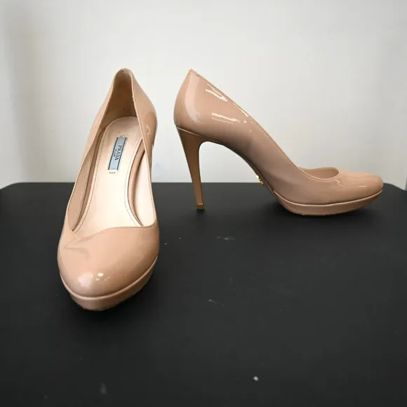 PRADA Nude Patent Leather Pumps Size 40