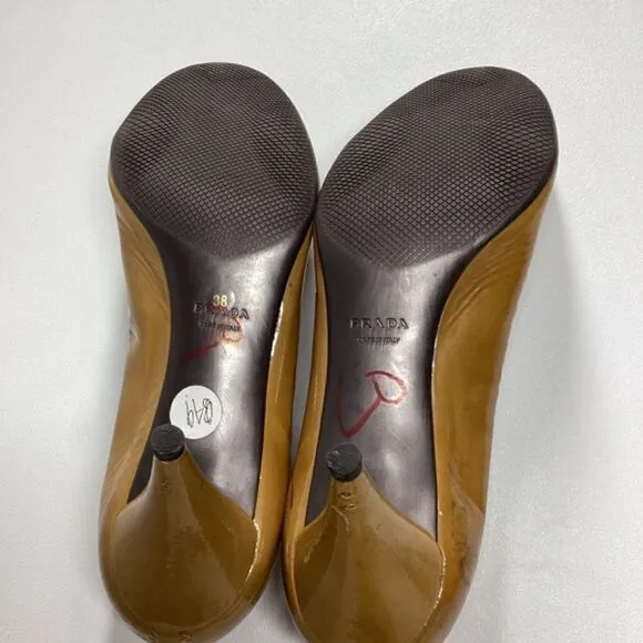 Prada Patent Leather yellow mustard Pumps Size EU 38 7US