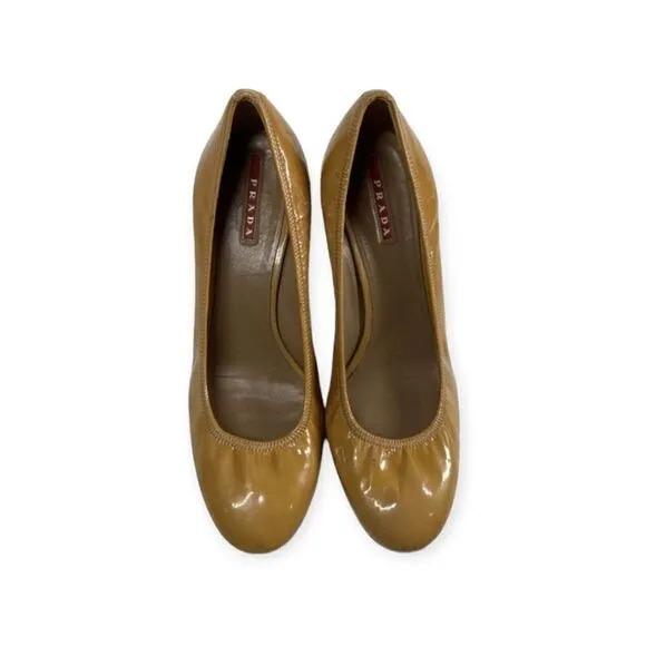 Prada Patent Leather yellow mustard Pumps Size EU 38 7US