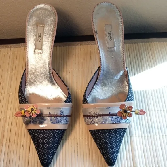 PRADA Women's Silk Black White Peach Mules With Patent Leather Floral Accent 40