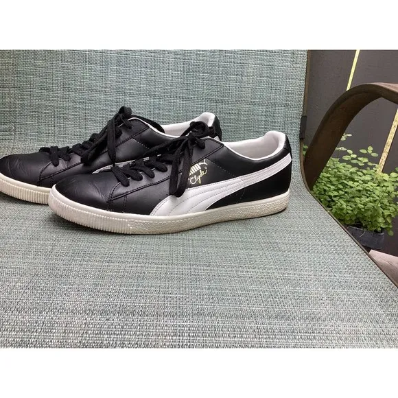 Puma Clyde Leather Shoes FS #352773 02 Mens sneaker size 13 black-white
