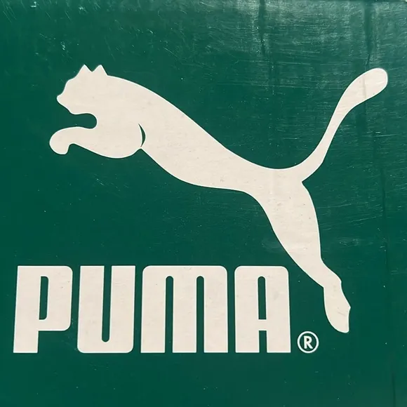 PUMA Gold Glitter Basket Strap Casual Sneakers/Shoes | NEW IN BOX/NWT!!