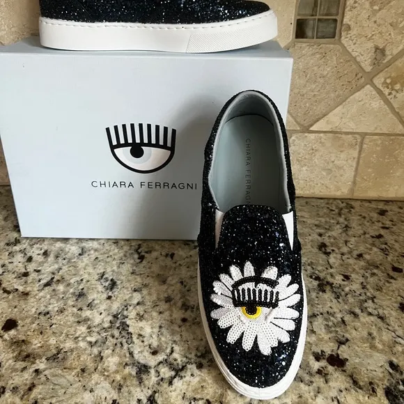 RARE!!! CHIARA FERRAGNI BLUE GLITTER SLIP -ON SNEAKERS EYE EYELASH NIB NWT