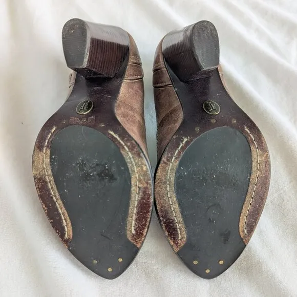 RARE Frye Brown T-strap Leather Pumps Distressed-style Vintage-inspired heels