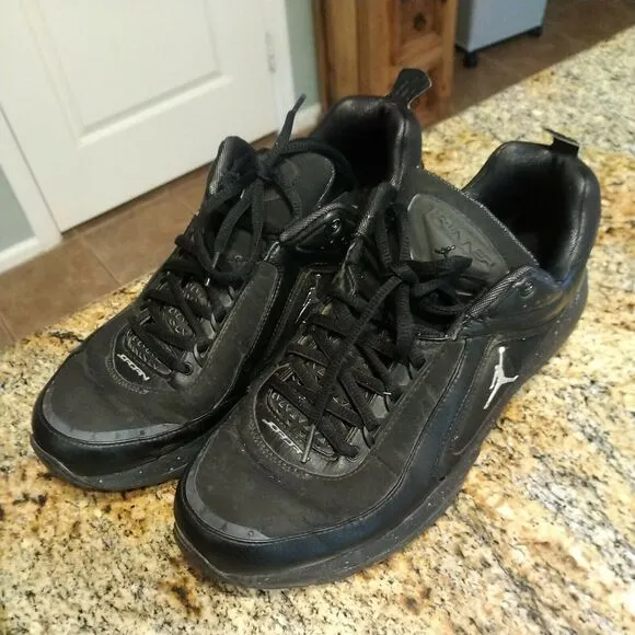 Rare Jordan Trainer Shoes Black 316449-001 Size 11.5