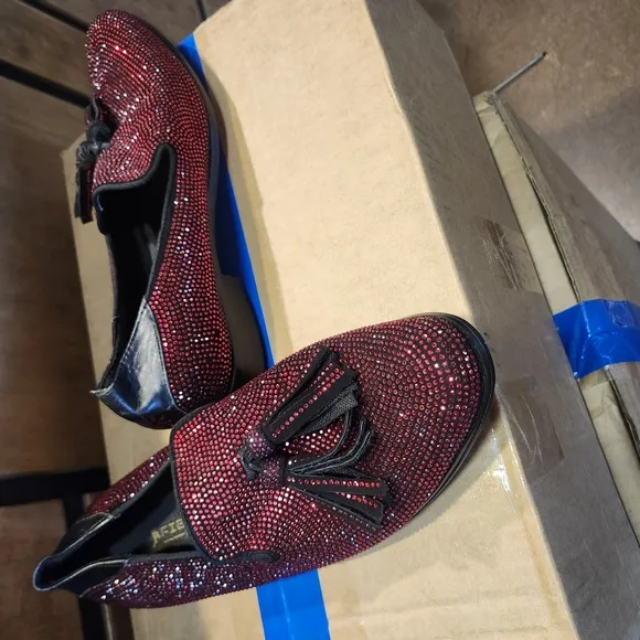 Red and Black Glitter Loafers with Tassel