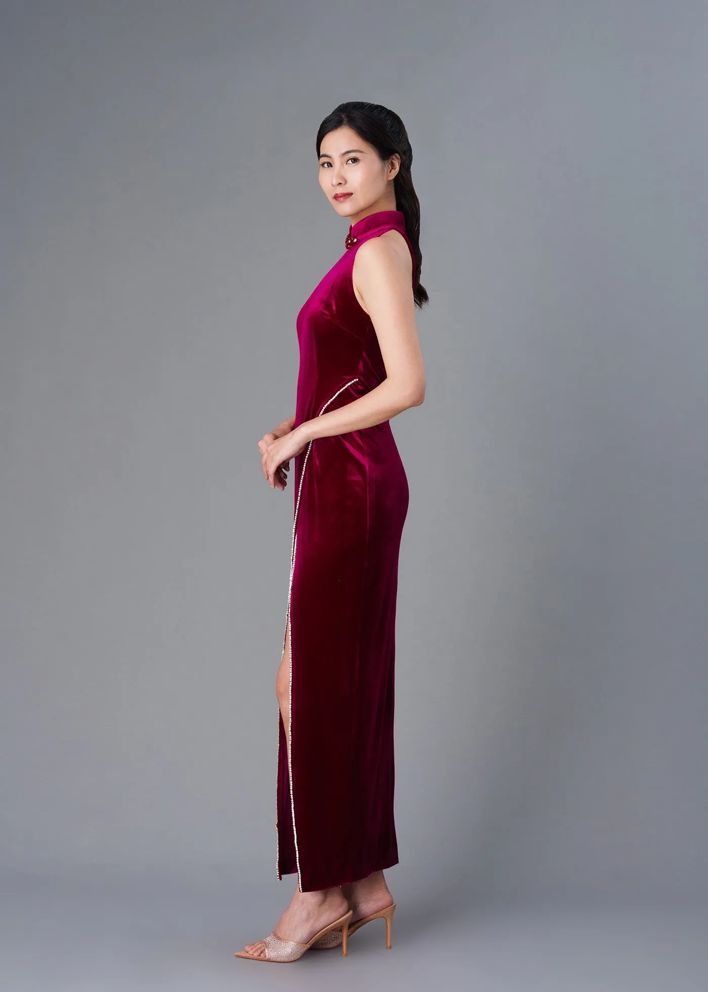 Red Swan Halter High Slit Qipao