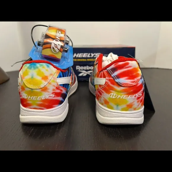 Reebock x Heelys Wheeled Shoes Rainbow Tie Dye Unisex Youth Size 5