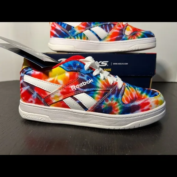 Reebock x Heelys Wheeled Shoes Rainbow Tie Dye Unisex Youth Size 5