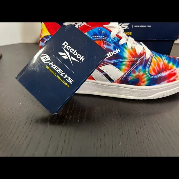 Reebock x Heelys Wheeled Shoes Rainbow Tie Dye Unisex Youth Size 5