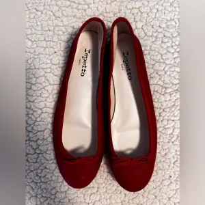 Repetto Cendrillon Ballerina Flats