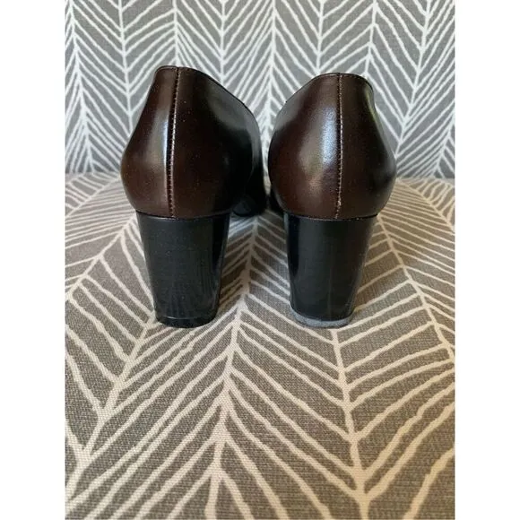 Robert Clergerie BARNEYS VINTAGE Brown Leather Heels Pumps Shoes sz 7.5 AA
