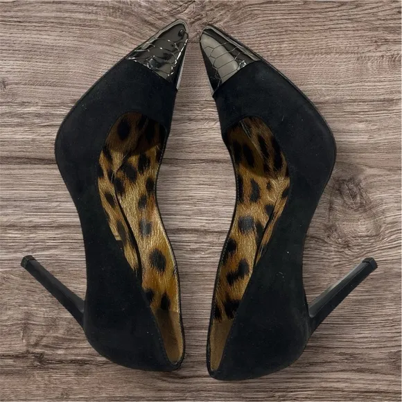 Roberto Cavalli Black Leather Metal Cap Toe Pumps Size 7 Black and Silver
