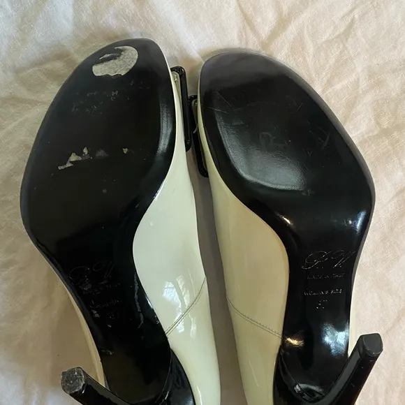 Roger Vivier patent pumps