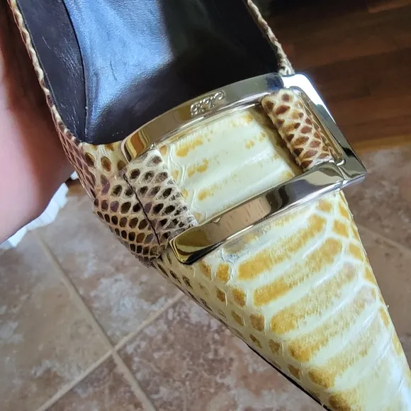 Roger Vivier Tan Python Pumps Shoes Sz. 38.5