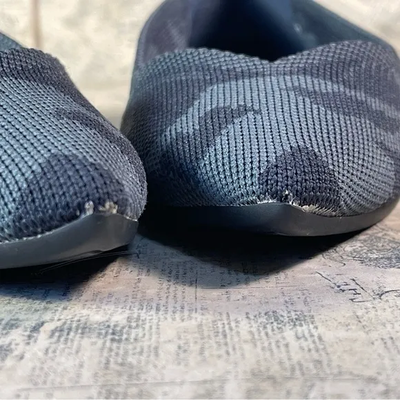 Rothy's Retired The Point Gray Camo Camouflage White Halo Pointed Flats Shoes