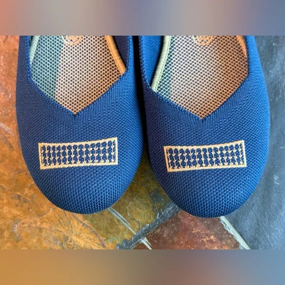 Rothy’s The Flats in Blue Holiday Licorice Women’s Size 9