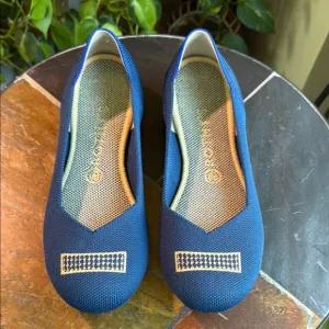 Rothy’s The Flats in Blue Holiday Licorice Women’s Size 9
