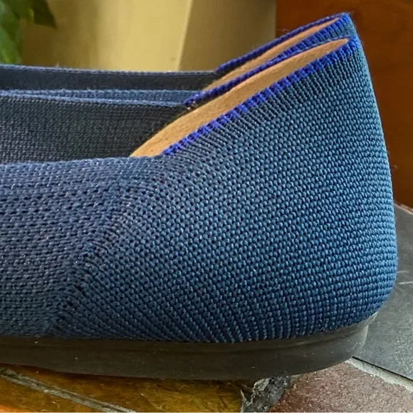Rothy’s The Flats in Blue Holiday Licorice Women’s Size 9