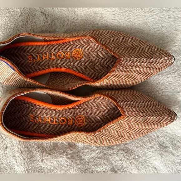 Rothy’s The Point Merino Camel Herringbone Tan Orange Retired Flats Size 6.5