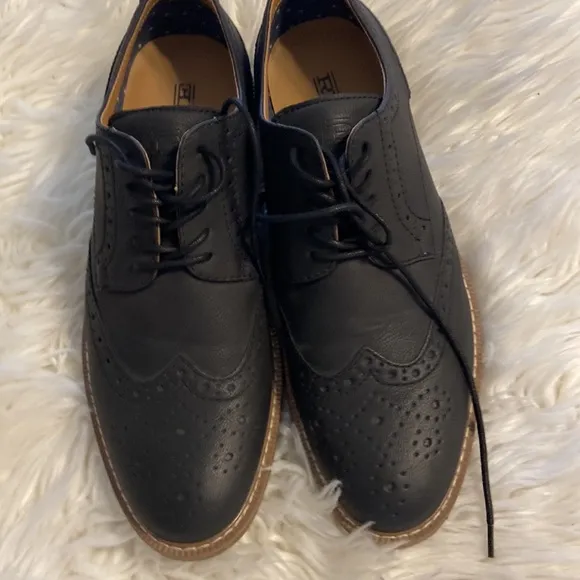 RYE Man Shoes BNWOT color black size 11.5