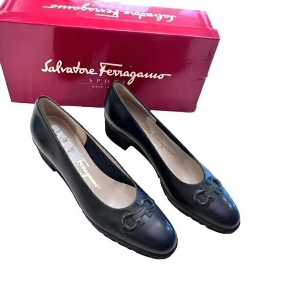 🎉SALE🎉 Salvatore Ferragamo Boutique Black Leather Heels 6 AAAA Luxury NIB‎
